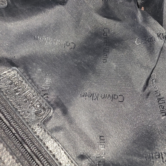 Calvin Klein Black Leather Handbag - Picture 8 of 10